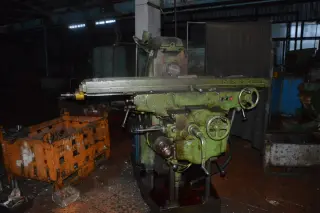 Горизонтально-фрезерный станок 6м83г