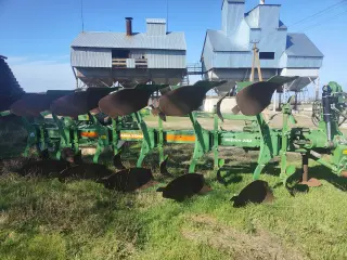 Плуг оборотный навесной AMAZONE Cayron 200 5+1/ Cayron 200-100 2017 года