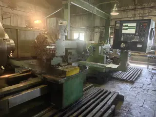 Токарно-винторезный РТ755Ф3