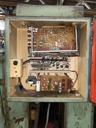 Зубошевинговальный станок авс 02 3008 42726 111