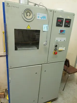 Пресс вулканизационный 40-250-1Э