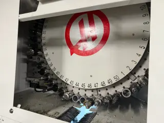 5-осевой вертикальный обрабатывающий центр HAAS UMC 1500 DUO