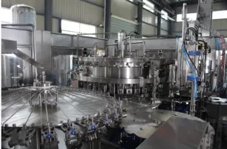 Автоматическое оборудования для линии выдува и розлива газ/негаз воды и напитков в стеклянную тару, объемом 0,2-2,0 л