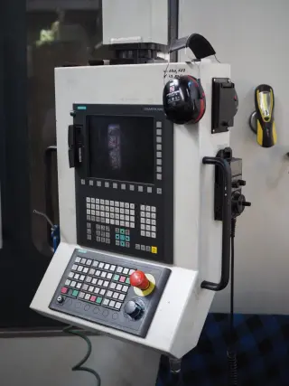 Обраб.центр 3-х осевой Macro Micro Acceler 2020 X / Y / Z 2020 x 1000 x 850 mm 5550 = Mach4metal