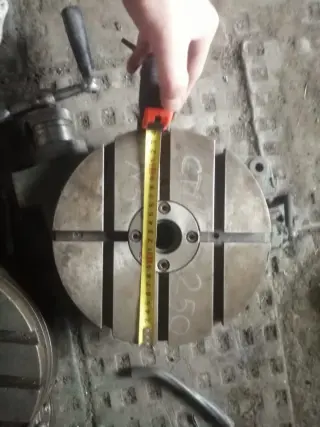 Поворотный стол - 250 № 5 с ручкой