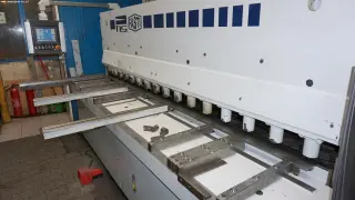 Гидравлические гильотинные ножницы SCHRÖDER-FASTI SFT 528-30/6