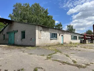 Производственная база (2 здания с земельный участок 1,2224га)