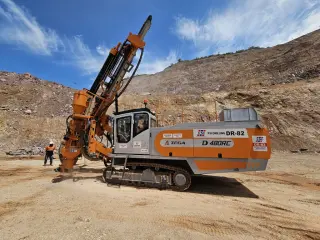 Запчасти гусеничного хода буровых установок ZEGA D480A