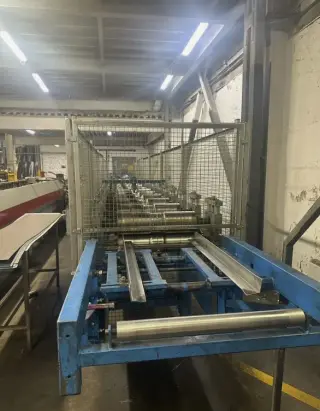 Линия по производству фигурного конька ендовы