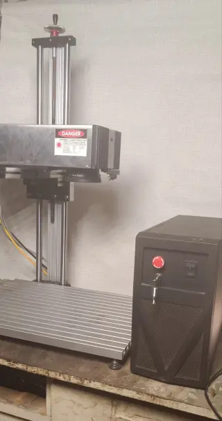 Лазерный гравер Sharpmark fiber 20sf