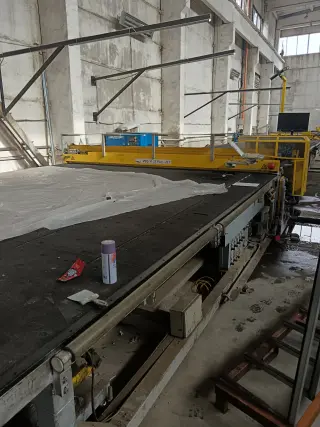 Стол резки триплекса hegla VSG F 37 Plus-MT