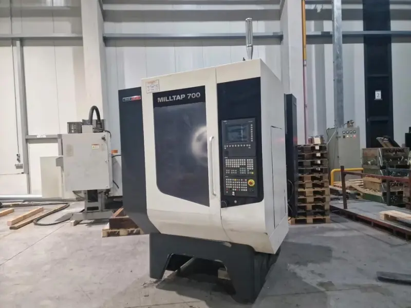 Обрабатывающий центр с ЧПУ DMG MillTap 700