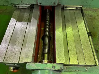 Долбежный станок Румынского производства (аналог гд320) Ramira М320