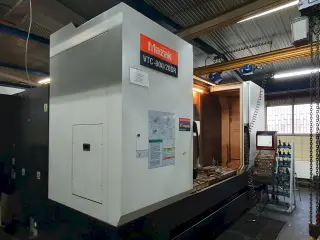 Вертикально-фрезерный обрабатывающий центр MAZAK VTC-800/20SR