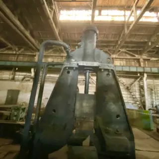 Кузнечный молот штамповочный паровоздушный М2145