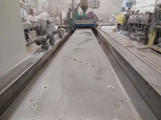 Линию Greiner AG для производства ПВХ подоконника экструдер KMD-110