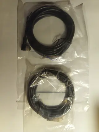 Кабель с разъемом для датчиков М8 4 pin Omron
