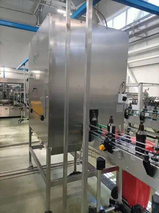 Комплектная линия розлива газ. и негаз. воды 6000 бут/час в ПЭТ 1,5л, 8000 бут/час 075л