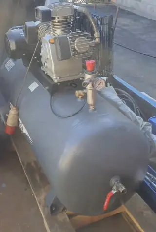 Компрессор Remeza 200л