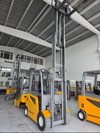 Погрузчик ELECTRIC FORKLIFT JUNGHEINRICH EFG 430K