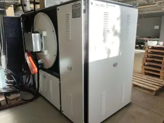 Вакуумный металлизатор KOLZER DGK 36SV