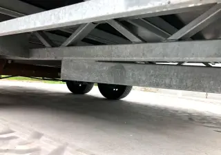 Прицеп мобильный офис на колесах с оборудованием