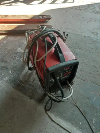 Сварочный аппарат-инвертор HELVI полуавтомат, 2,7кВт, PANTHER 172 GAS-NO GAS