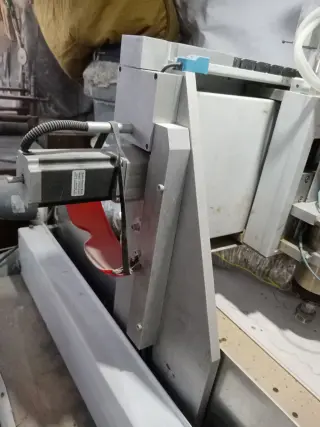Станок ЧПУ фрезер