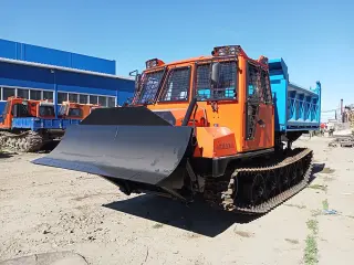 Гусеничный самосвал тл-5алм