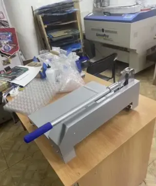 Резак для металла гильотинный