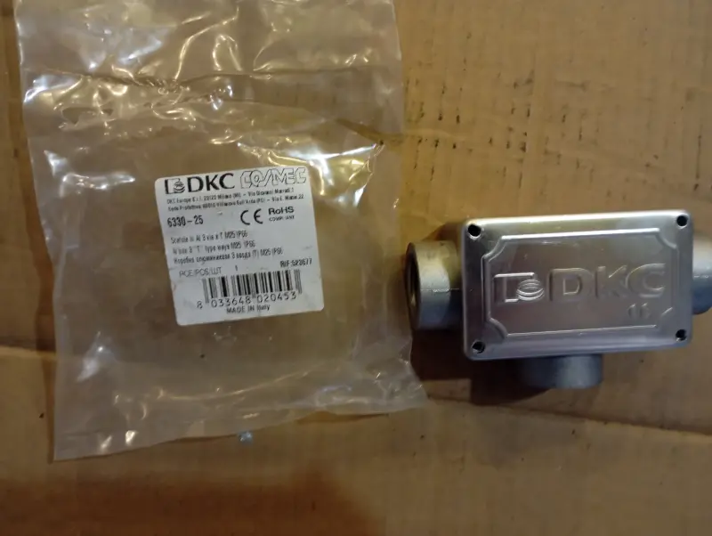 Коробки 6330-25 118х67х42 DKC