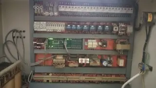 станок Фрезерный ЧПУ АГ-400, стойка FMS -3000 + шкаф материальных инструментов