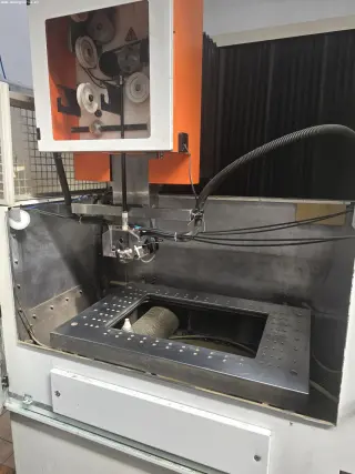 Проволочно-вырезной электроэрозионный станок CHARMILLES FI 440 CC