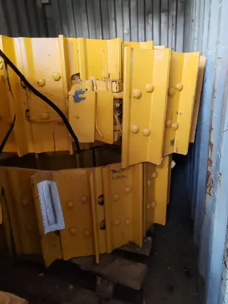 Гусеница 175-32-02661 Komatsu 2ШТ