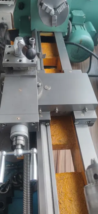 Станок токарный Ferm MD-500