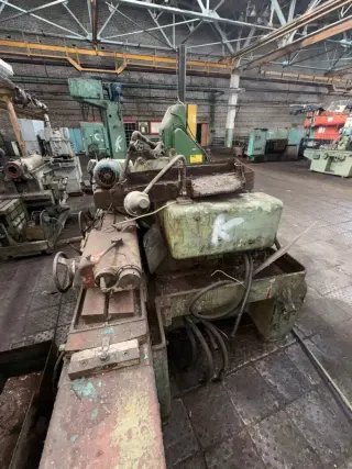 Круглошлифовальный станок TOS BA 25/630