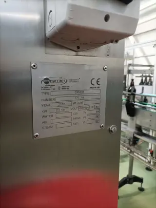 Комплектная линия розлива газ. и негаз. воды 6000 бут/час в ПЭТ 1,5л, 8000 бут/час 075л