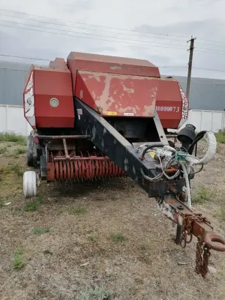 Пресс-подборщик Case IH 550с