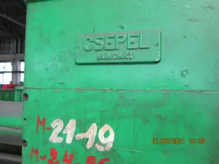 Радиально-сверлильный станок Csepel RF 51/B