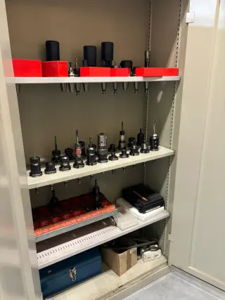 3-х осевой обрабатывающий центр MICROCUT - V-30
