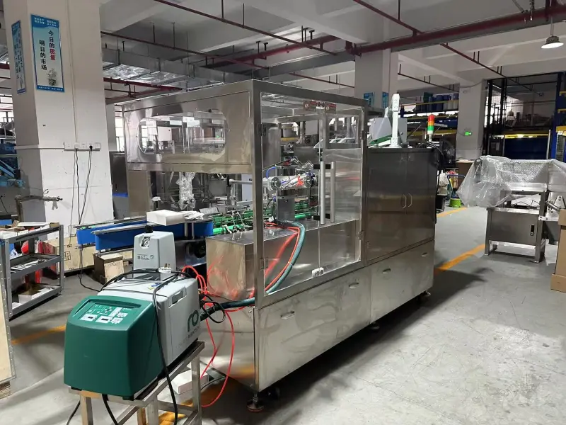Картонатор китайского производства FOSHAN UMEO PACKING MACHINERY CO., LTD