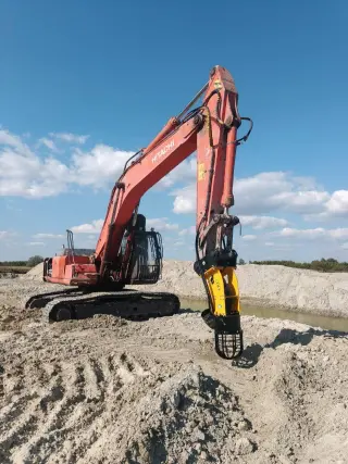 Землесос (илосос)