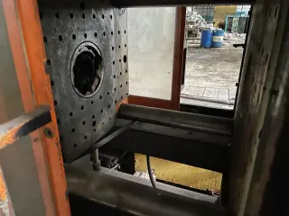 Термопластавтоматы SP-180 450см3 2шт