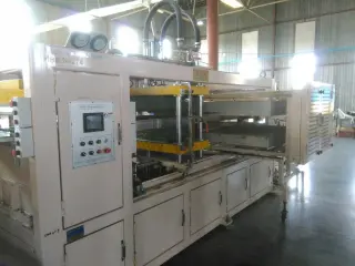 Вакуумформовочное оборудование VFK 800/600 FTH