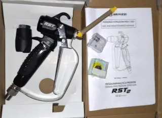 Ручной краскораспылитель брендовой итальянской фирмы BERIZZI пистолет RST2