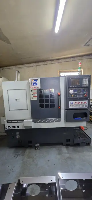 Новый токарный ЧПУ станок с наклонной станиной LICHI LC-36