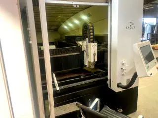 Волоконный лазер EAGLE eVision 1530 F4.0 4kW