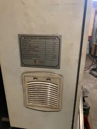 Листогибочный гидравлический пресс PROTECH ADVANCEPRO 2600-100