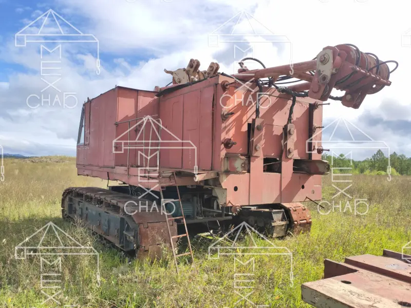 Кран гусеничный СКГ-63/100 в разбор