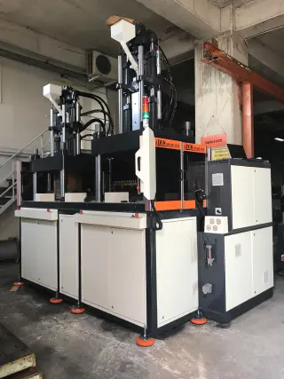 Вертикальный термопластавтомат ekin makina